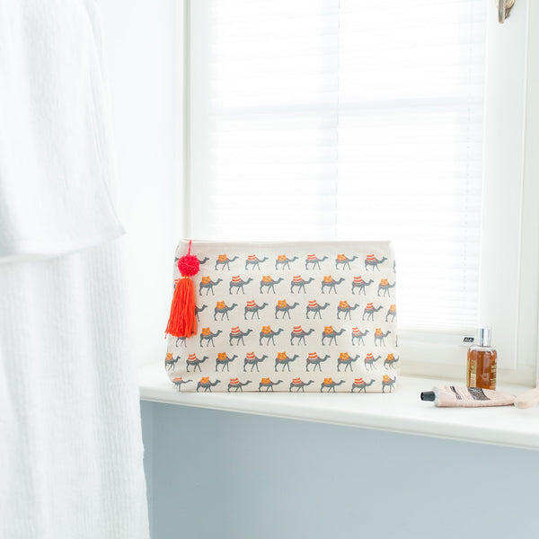 CAMEL TOILETRY BAG - Toiletry Bag CAMEL TOILETRY BAG - Toiletry Bag