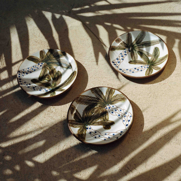 DOTTY PALM DINNER PLATE - pottery DOTTY PALM DINNER PLATE - pottery