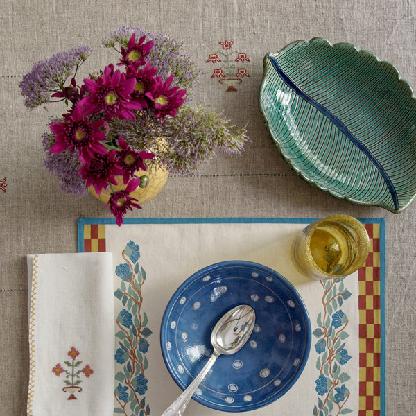 SCALLOPED LEAF PLATE - pottery SCALLOPED LEAF PLATE - pottery