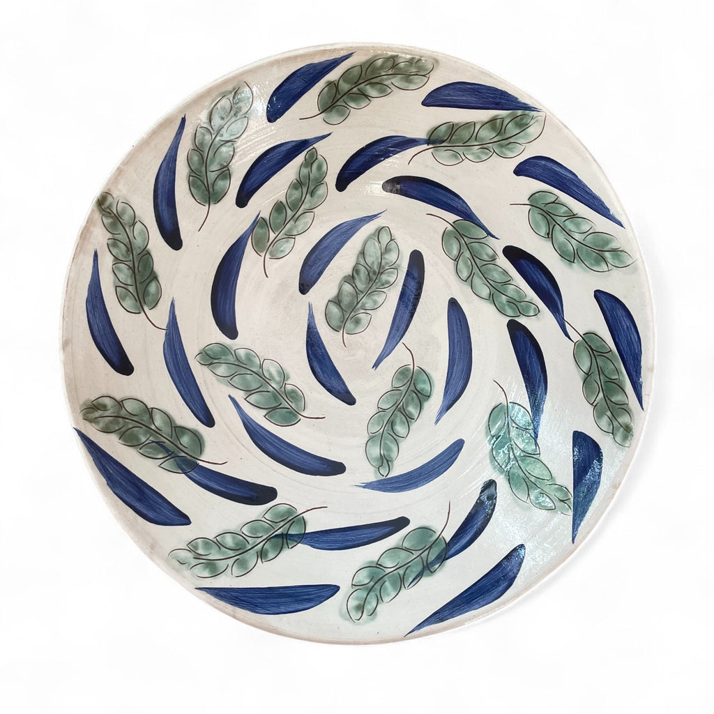 LEAF DANCE SERVING BOWL