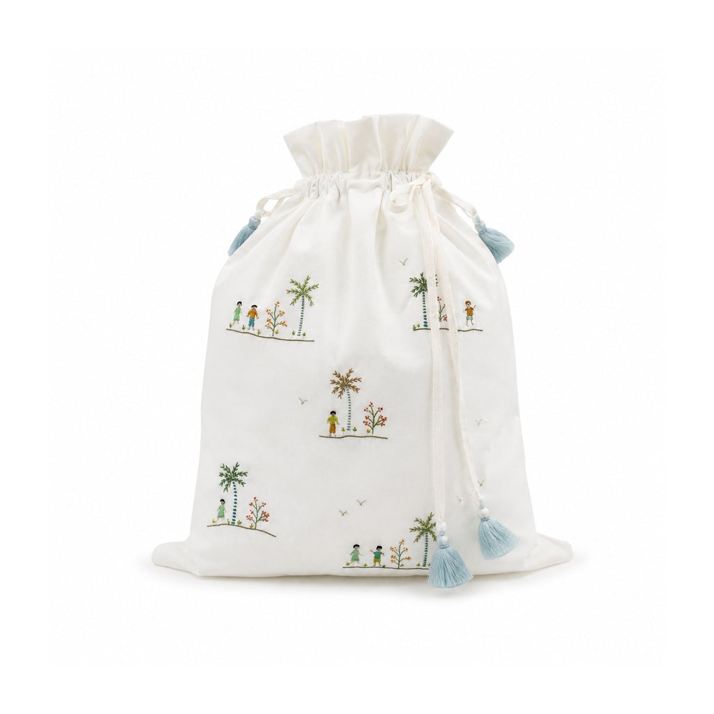 CHILDREN’S EMBROIDERED TRAVEL BAG