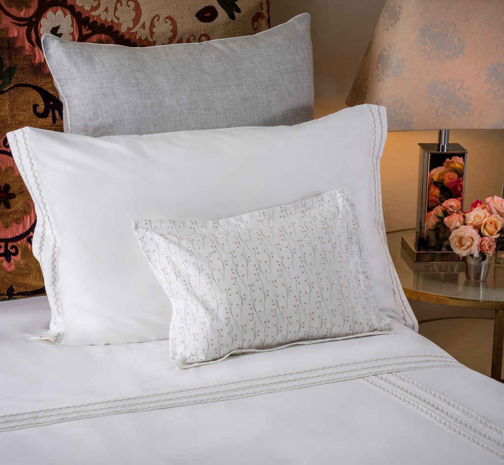 FEATHER STITCH BEDDING - Bedding