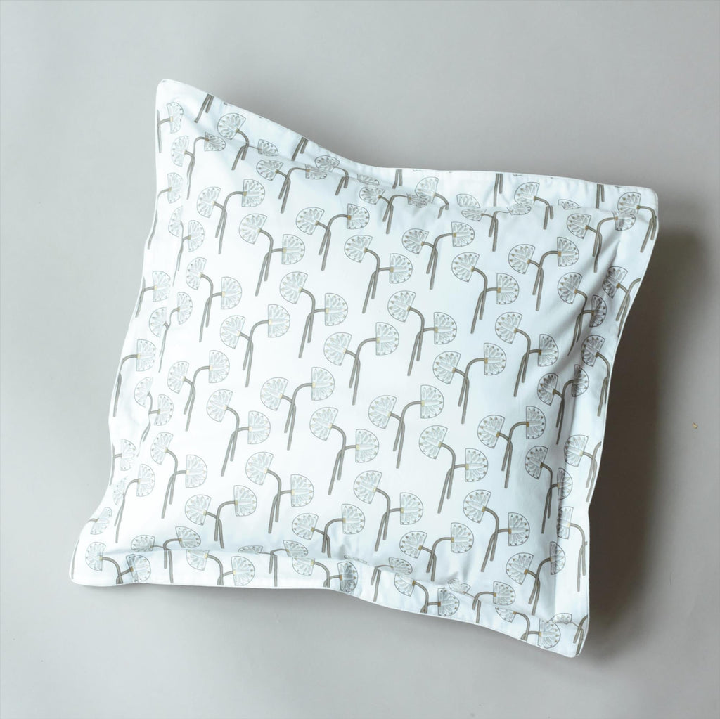 LOTUS CUSHION COVER - grey / grey - Cushion