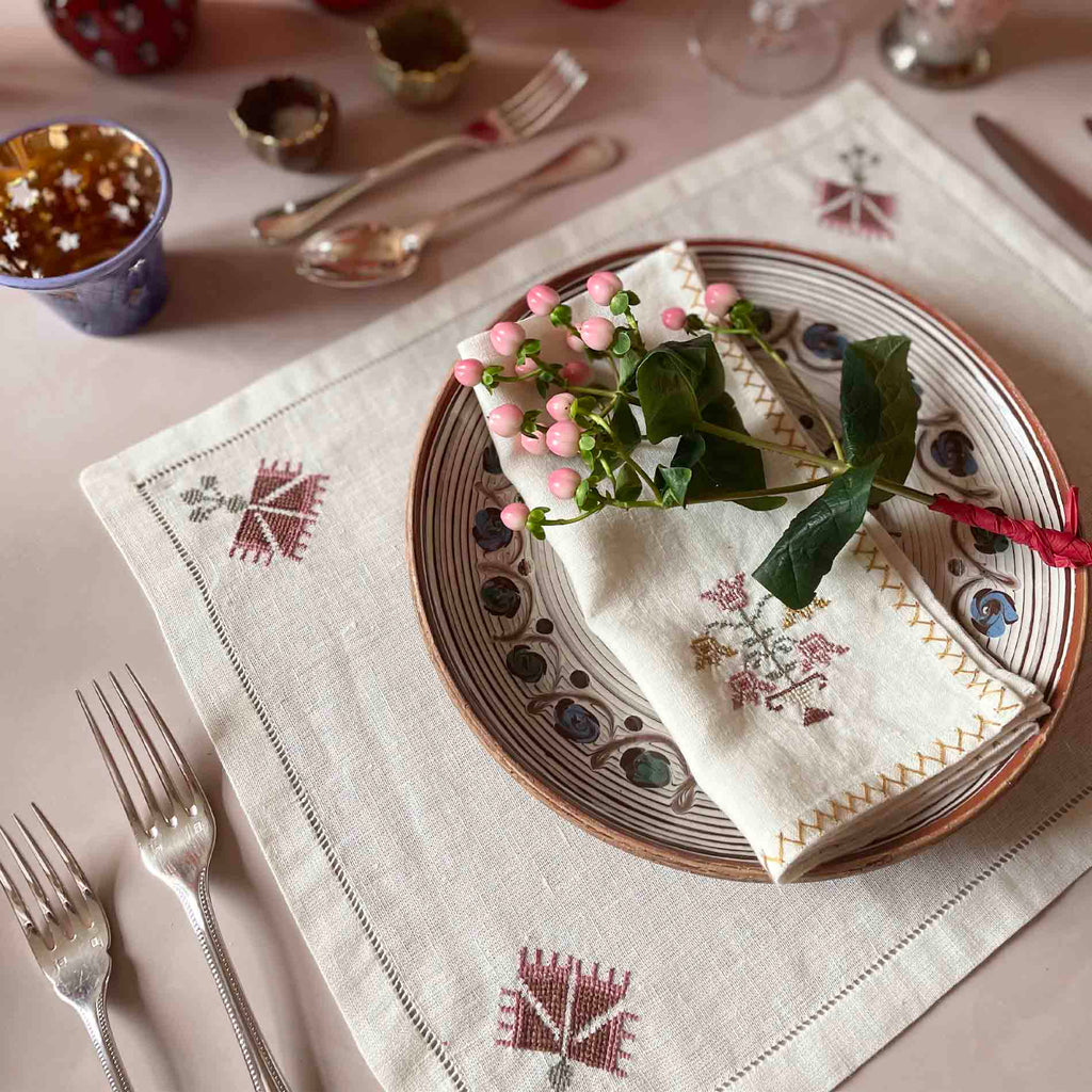 OTTOMAN CARNATION PLACEMAT - Placemats