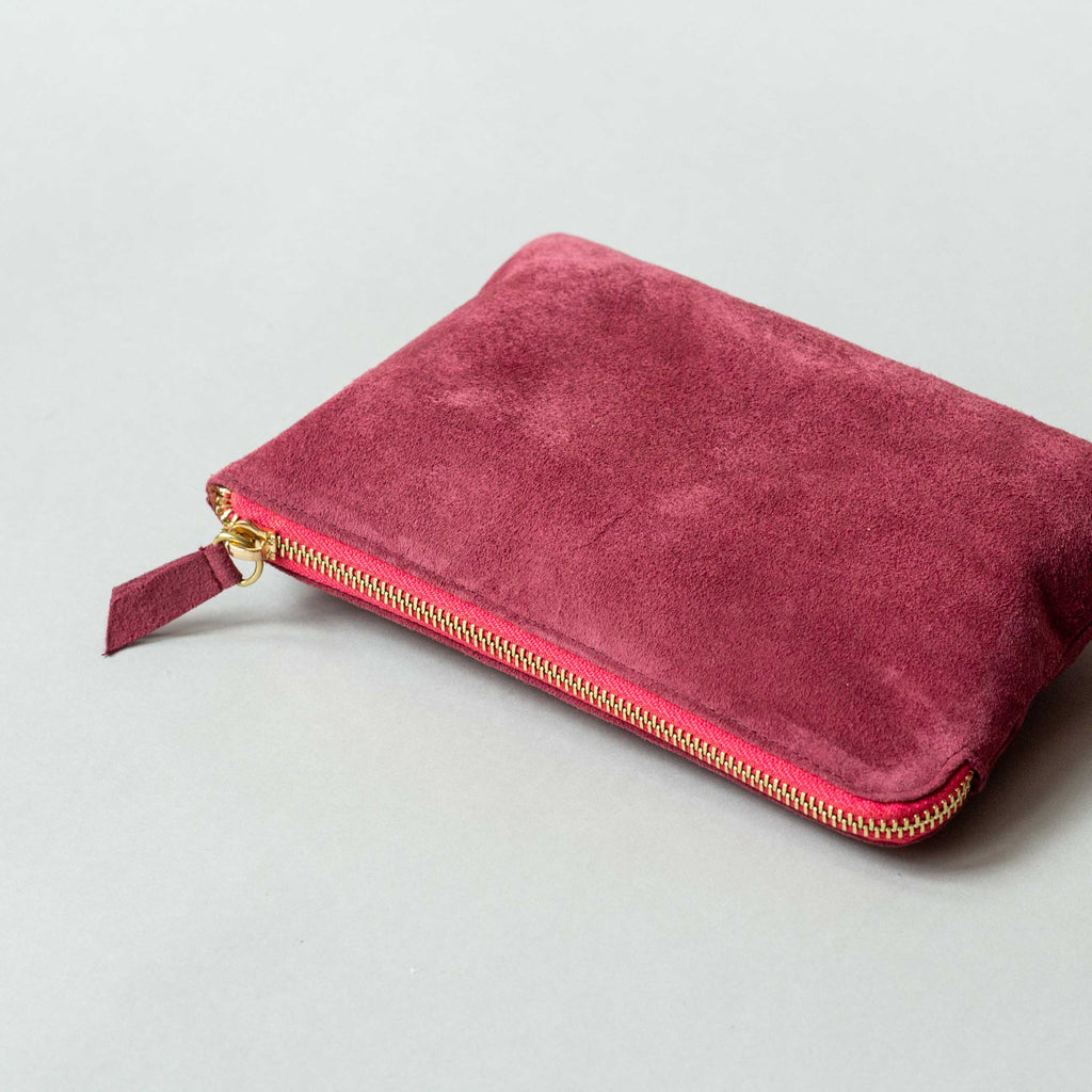 SUEDE POUCH - large / ruby red